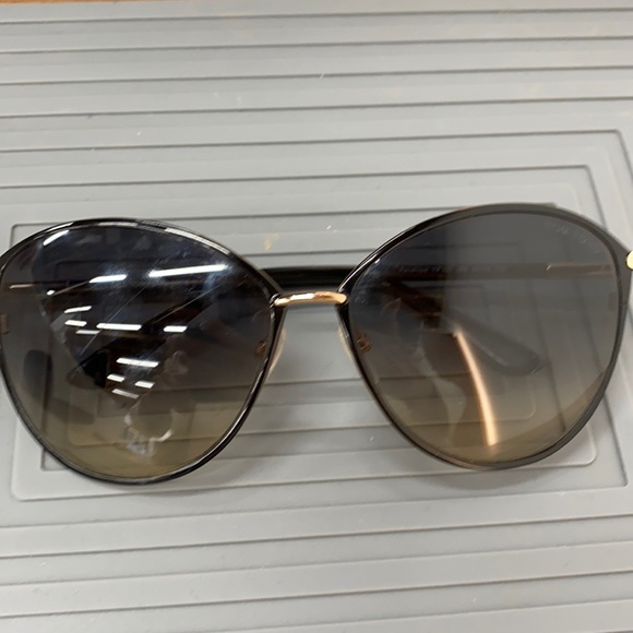 Tom Ford sunglasses main image 4